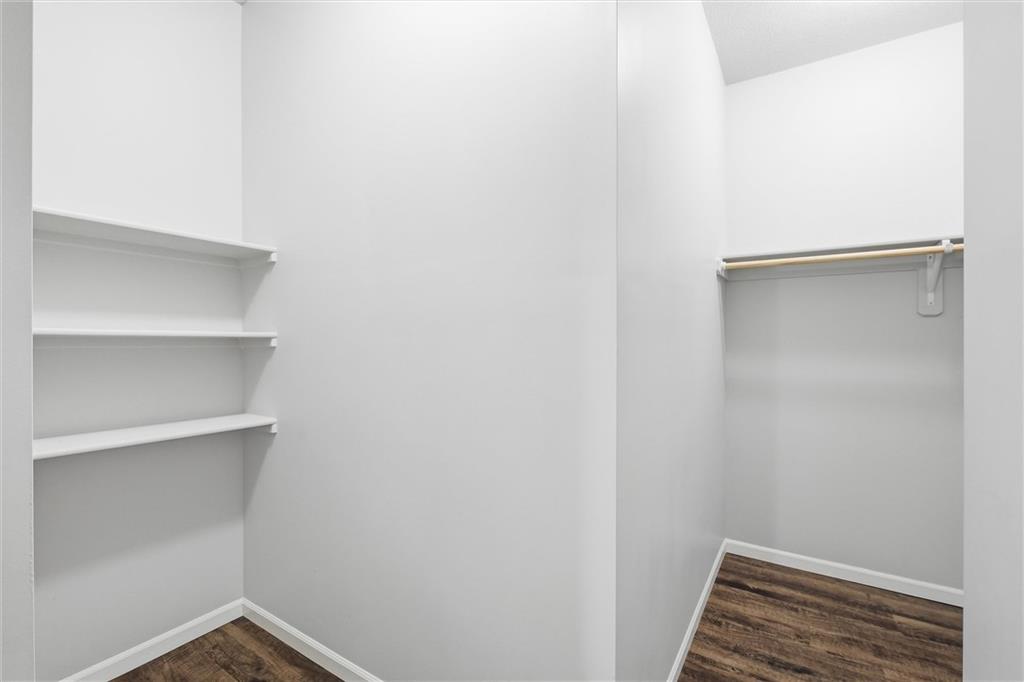 21303 West 219th Street Spring Hill, KS 66083 - Photo 16 of 27