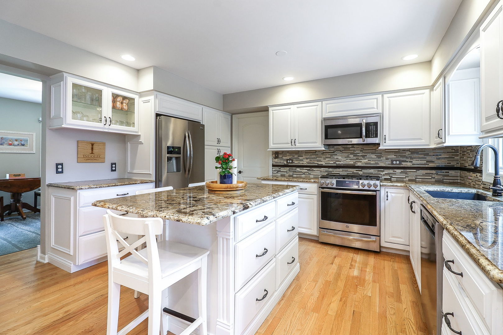 1549 Preston Road Naperville, IL 60563 - Photo 9 of 35 Gallery Image 9