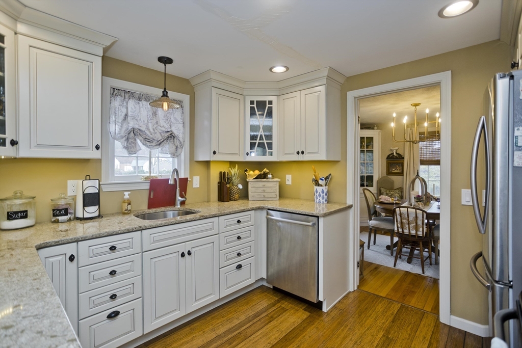 27 George Street Holyoke, MA 01040 - Photo 13 of 41 Gallery Image 13