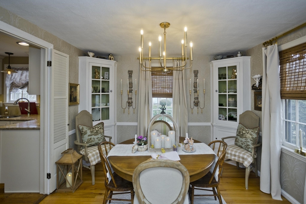 27 George Street Holyoke, MA 01040 - Photo 18 of 41 Gallery Image 18
