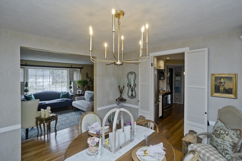 27 George Street Holyoke, MA 01040 - Photo 20 of 41 Gallery Image 20