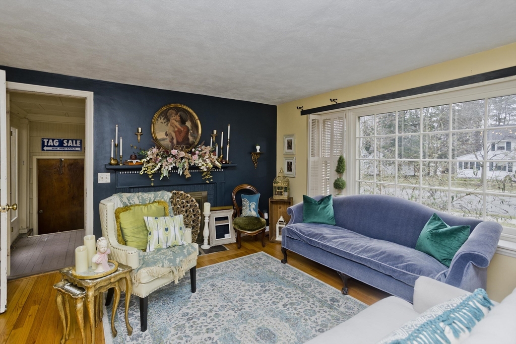 27 George Street Holyoke, MA 01040 - Photo 23 of 41 Gallery Image 23