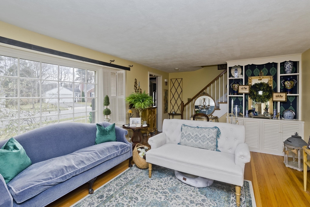 27 George Street Holyoke, MA 01040 - Photo 25 of 41 Gallery Image 25