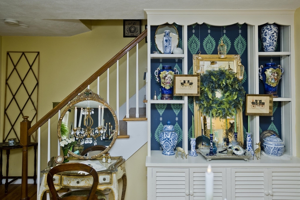 27 George Street Holyoke, MA 01040 - Photo 27 of 41 Gallery Image 27