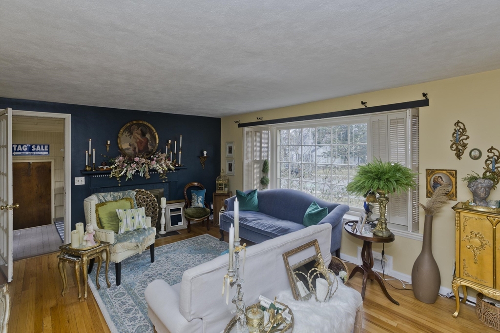 27 George Street Holyoke, MA 01040 - Photo 28 of 41 Gallery Image 28