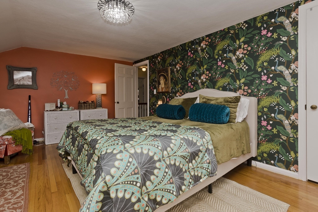 27 George Street Holyoke, MA 01040 - Photo 33 of 41 Gallery Image 33