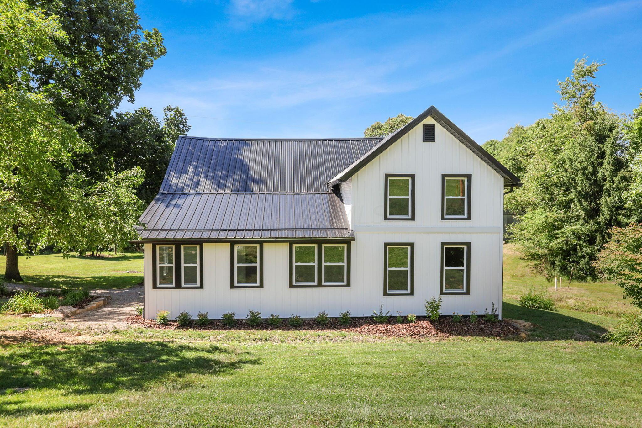 18240 Crawmer Road Southeast Newark, OH 43056 - Photo 57 of 69 Front Exterior