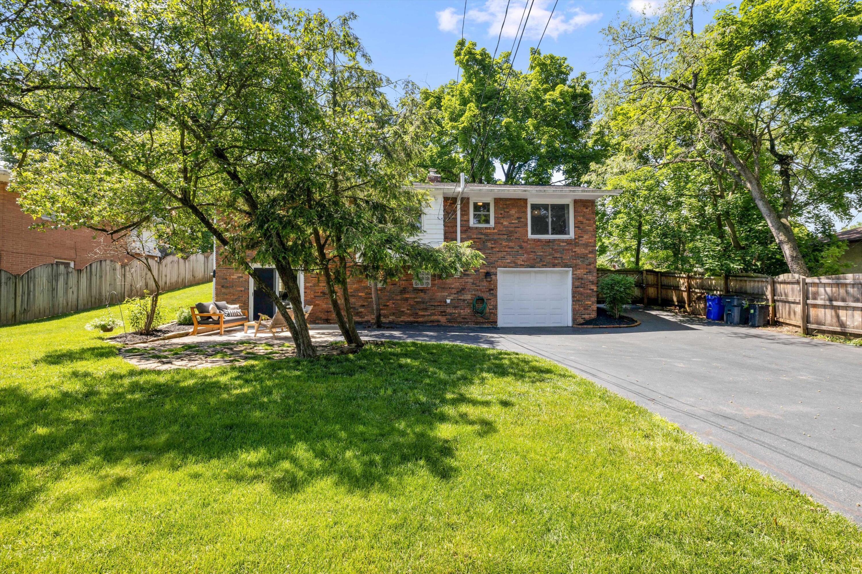 2678 Edgevale Road Upper Arlington, OH 43221 - Photo 35 of 49 40-511A3768
