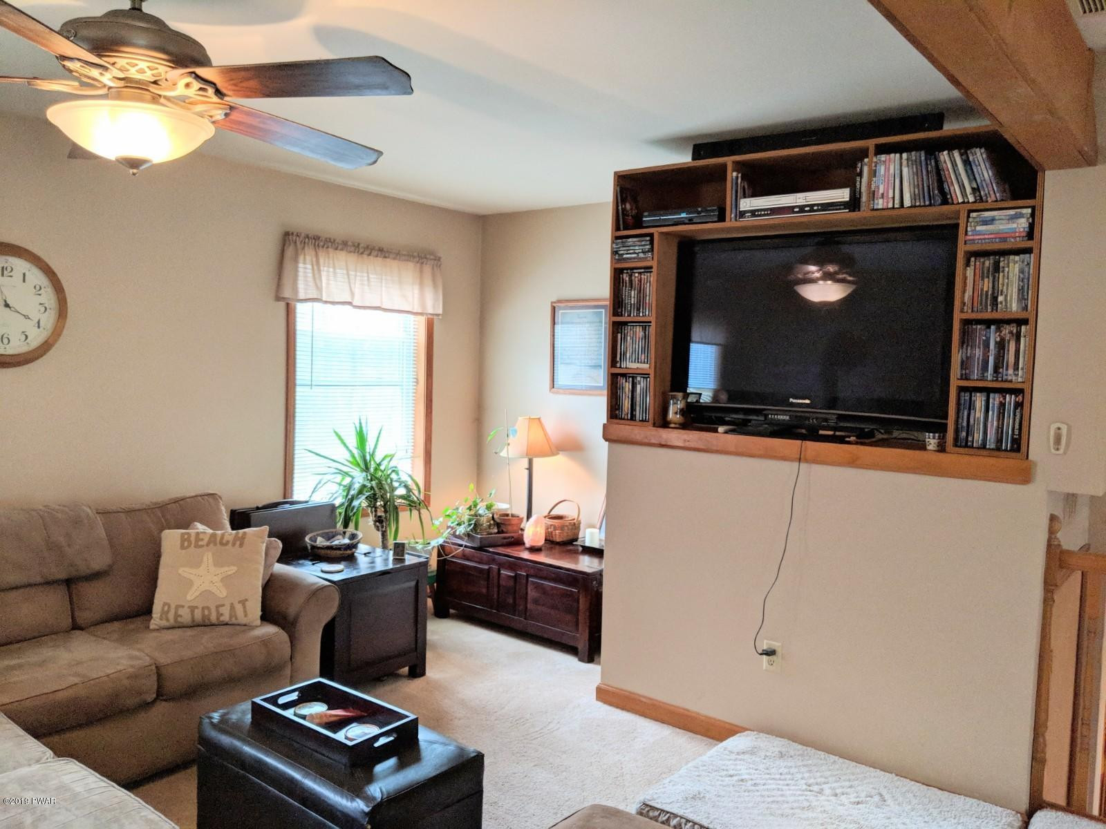 189 Meadow Ridge Acres Road Milford, PA 18337 - Photo 18 of 42 FAMILY ROOM