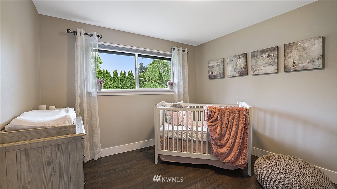 10708 Northeast 197th Street Bothell, WA 98011 - Photo 14 of 28 Gallery Image 14