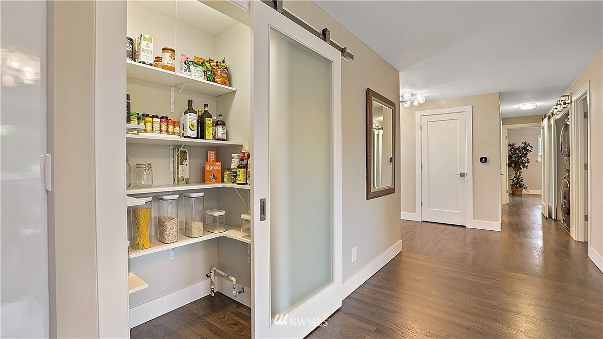 10708 Northeast 197th Street Bothell, WA 98011 - Photo 19 of 28 Gallery Image 19