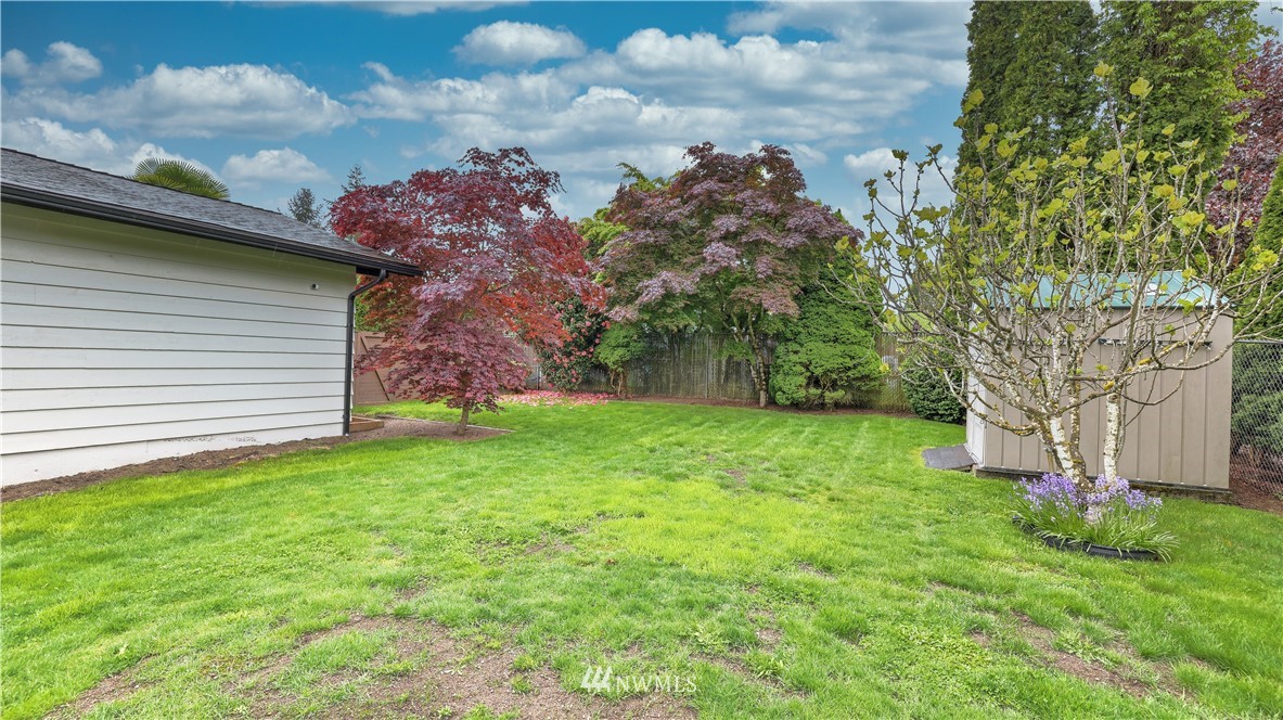 10708 Northeast 197th Street Bothell, WA 98011 - Photo 28 of 28 Gallery Image 28