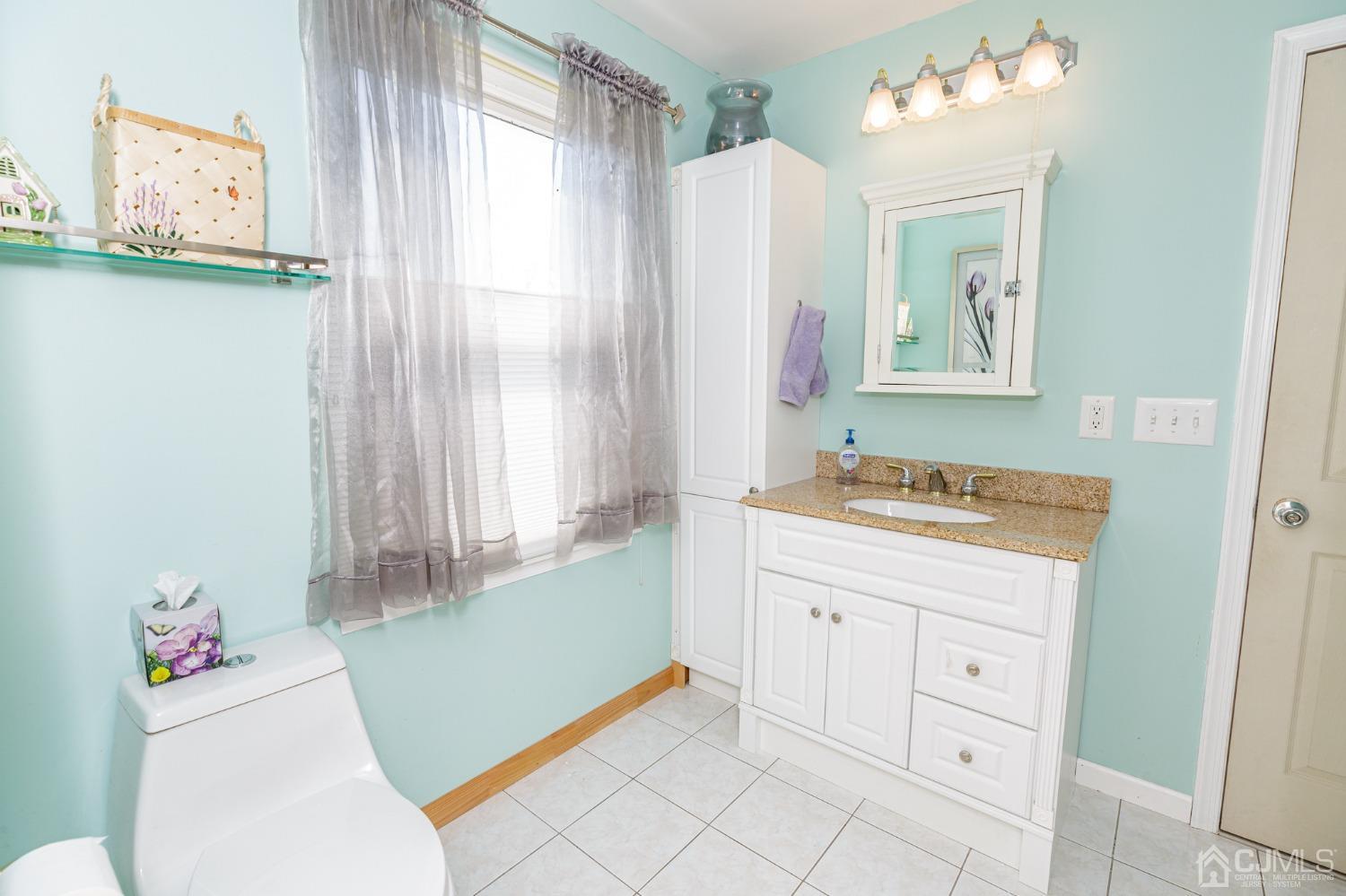 33 Constable Road Kendall Park, NJ 08824 - Photo 26 of 38 Gallery Image 26