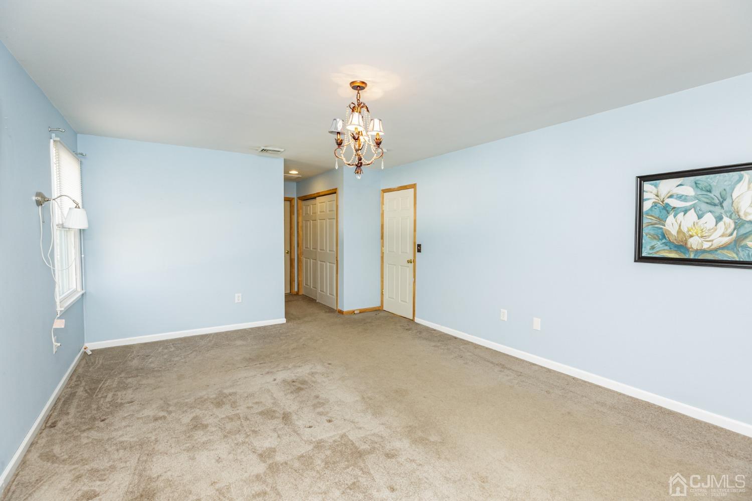 33 Constable Road Kendall Park, NJ 08824 - Photo 29 of 38 Gallery Image 29