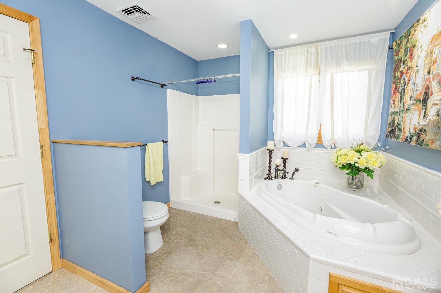 33 Constable Road Kendall Park, NJ 08824 - Photo 31 of 38 Gallery Image 31