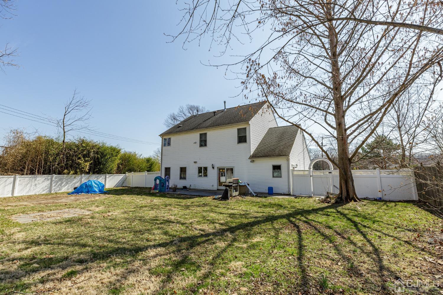 33 Constable Road Kendall Park, NJ 08824 - Photo 34 of 38 Gallery Image 34