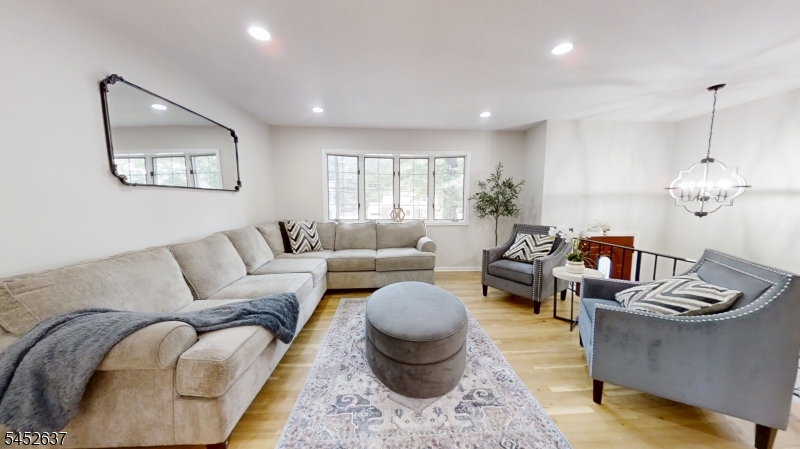 860 Salem Road Union, NJ 07083 - Photo 5 of 44 Gallery Image 5