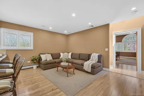 $929,000 | 37 Glengary Lane, Croton-on-Hudson, NY 10520