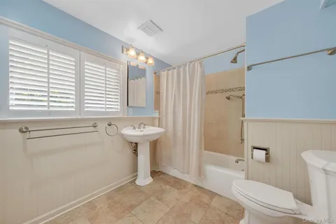 $929,000 | 37 Glengary Lane, Croton-on-Hudson, NY 10520