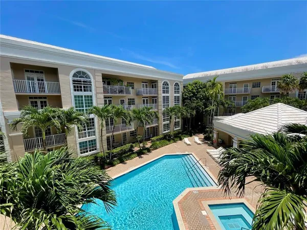 $340,000 | 1280 South Alhambra Circle, Unit 1105, Coral Gables, FL 33146