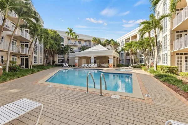 $340,000 | 1280 South Alhambra Circle, Unit 1105, Coral Gables, FL 33146