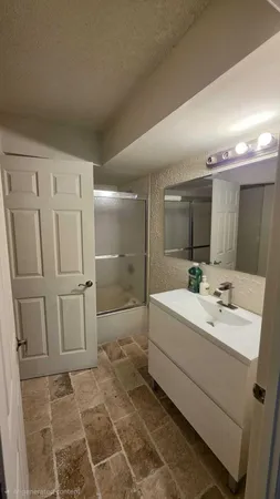 $340,000 | 1280 South Alhambra Circle, Unit 1105, Coral Gables, FL 33146