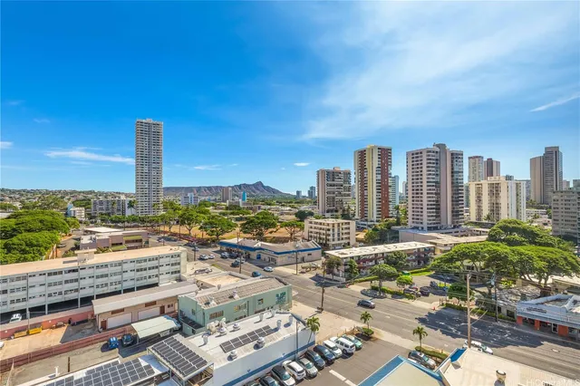 $1,975 | 1025 Kalo Place, Unit 1204, Honolulu, HI 96826