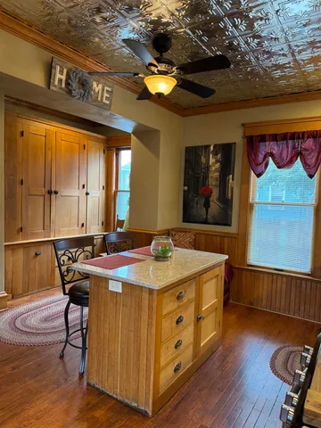 $264,900 | 621 Prospect Avenue, Janesville, WI 53545