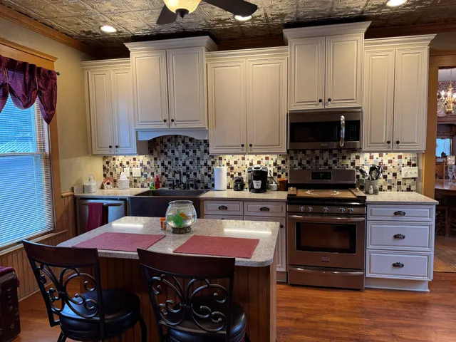 $264,900 | 621 Prospect Avenue, Janesville, WI 53545