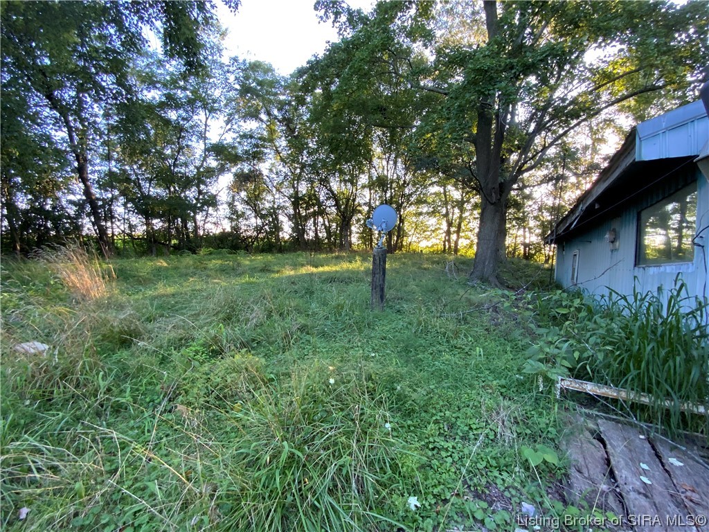 6916 North County Line Road Scottsburg, IN 47170 - Photo 8 of 12