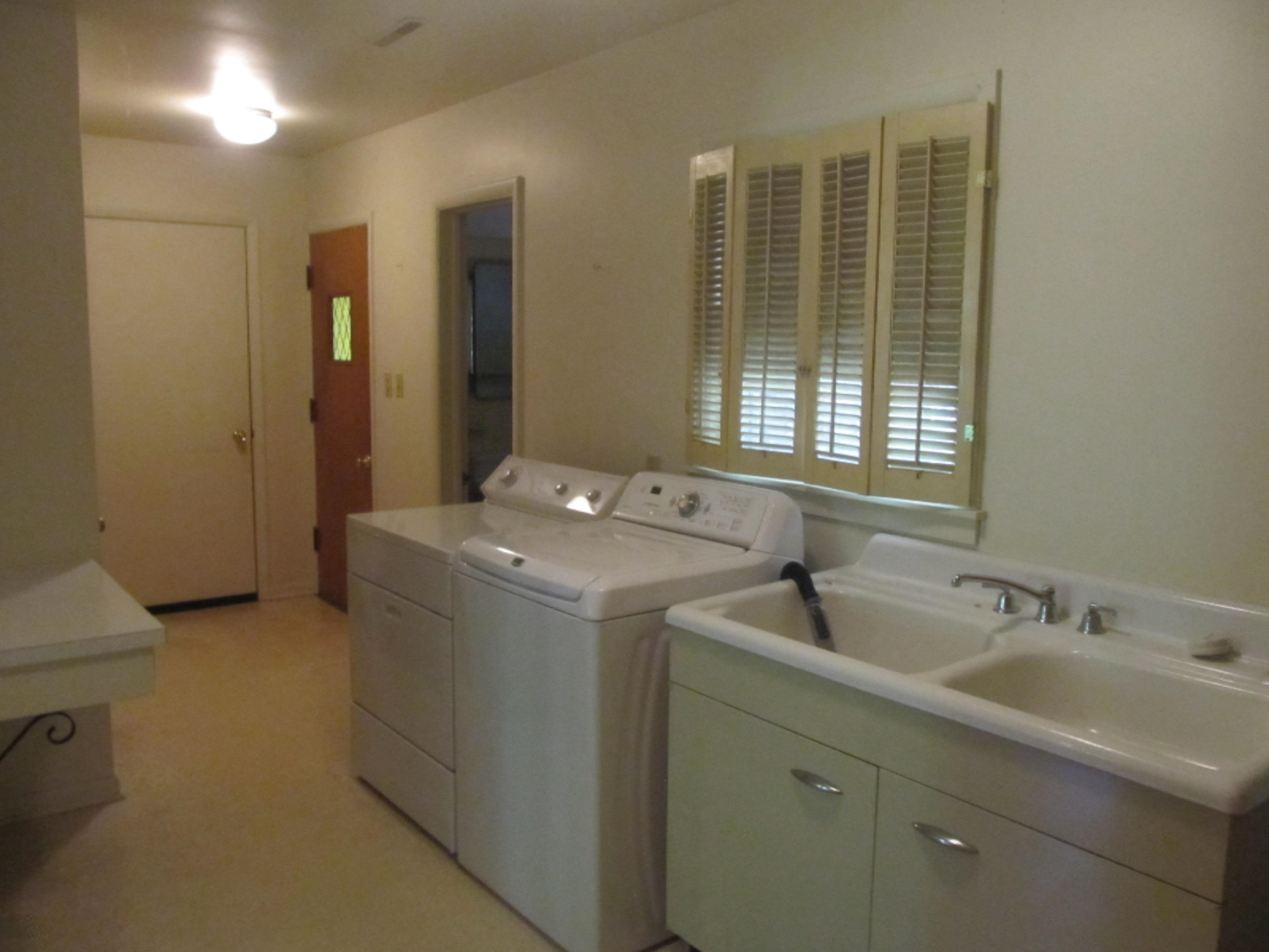 1287 Seneca Road Benton Harbor, MI 49022 - Photo 11 of 19 seneca8