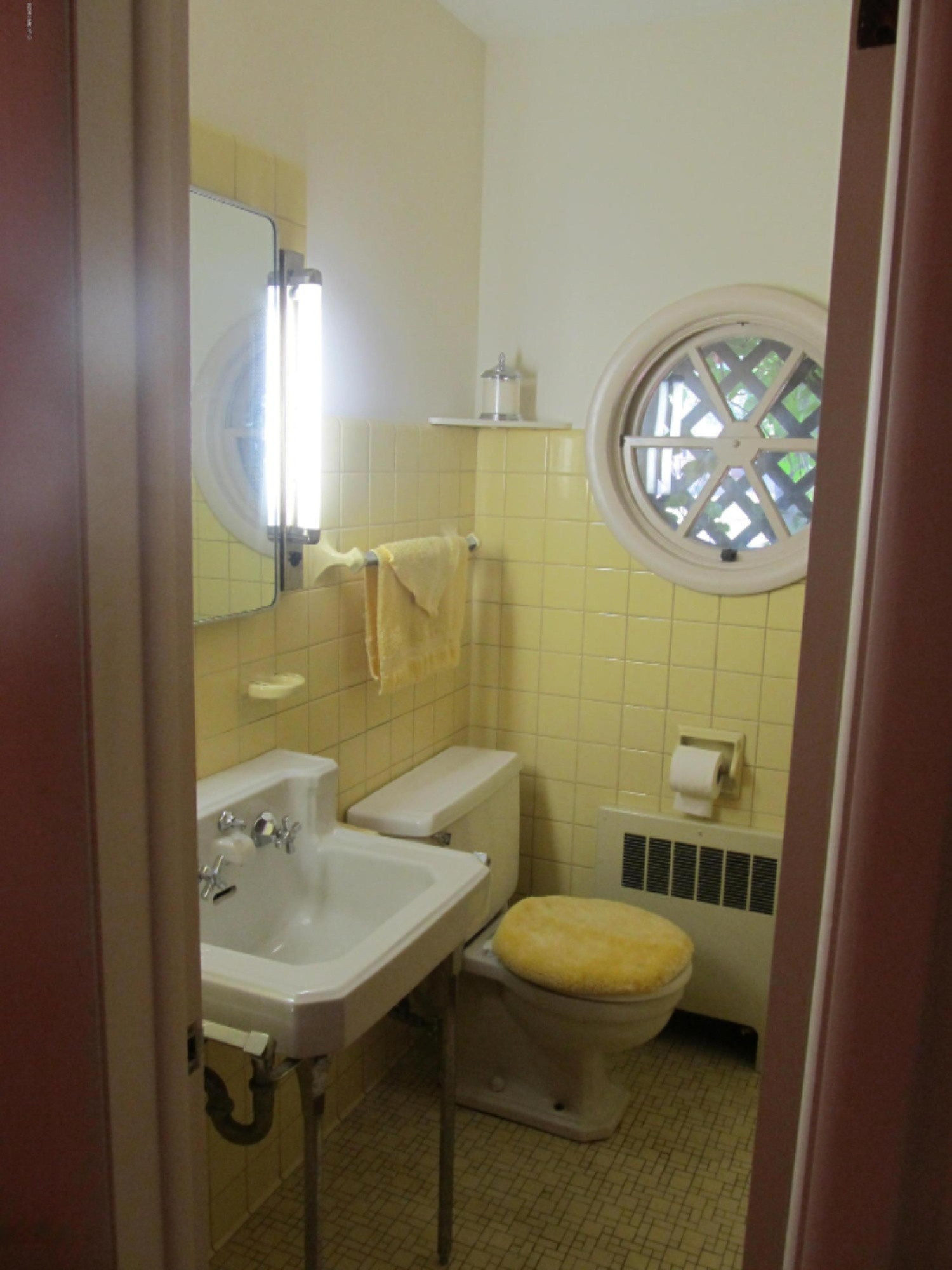 1287 Seneca Road Benton Harbor, MI 49022 - Photo 12 of 19 seneca13