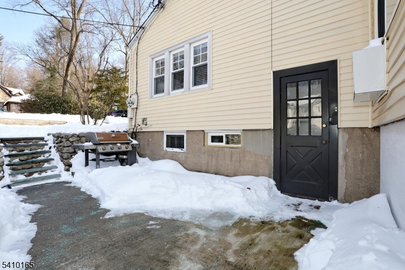 2 Maysenger Road Mahwah, NJ 07430 - Photo 15 of 28 a view of backyard of the house