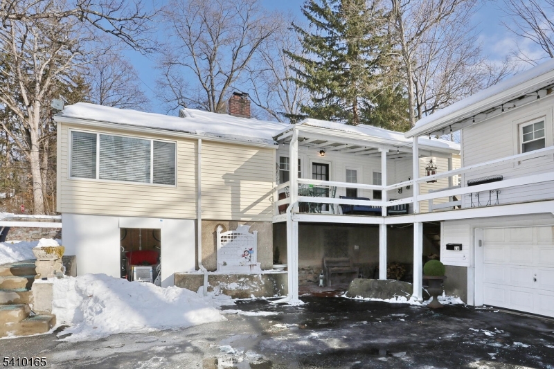 2 Maysenger Road Mahwah, NJ 07430 - Photo 28 of 28 a front view of a house with a yard