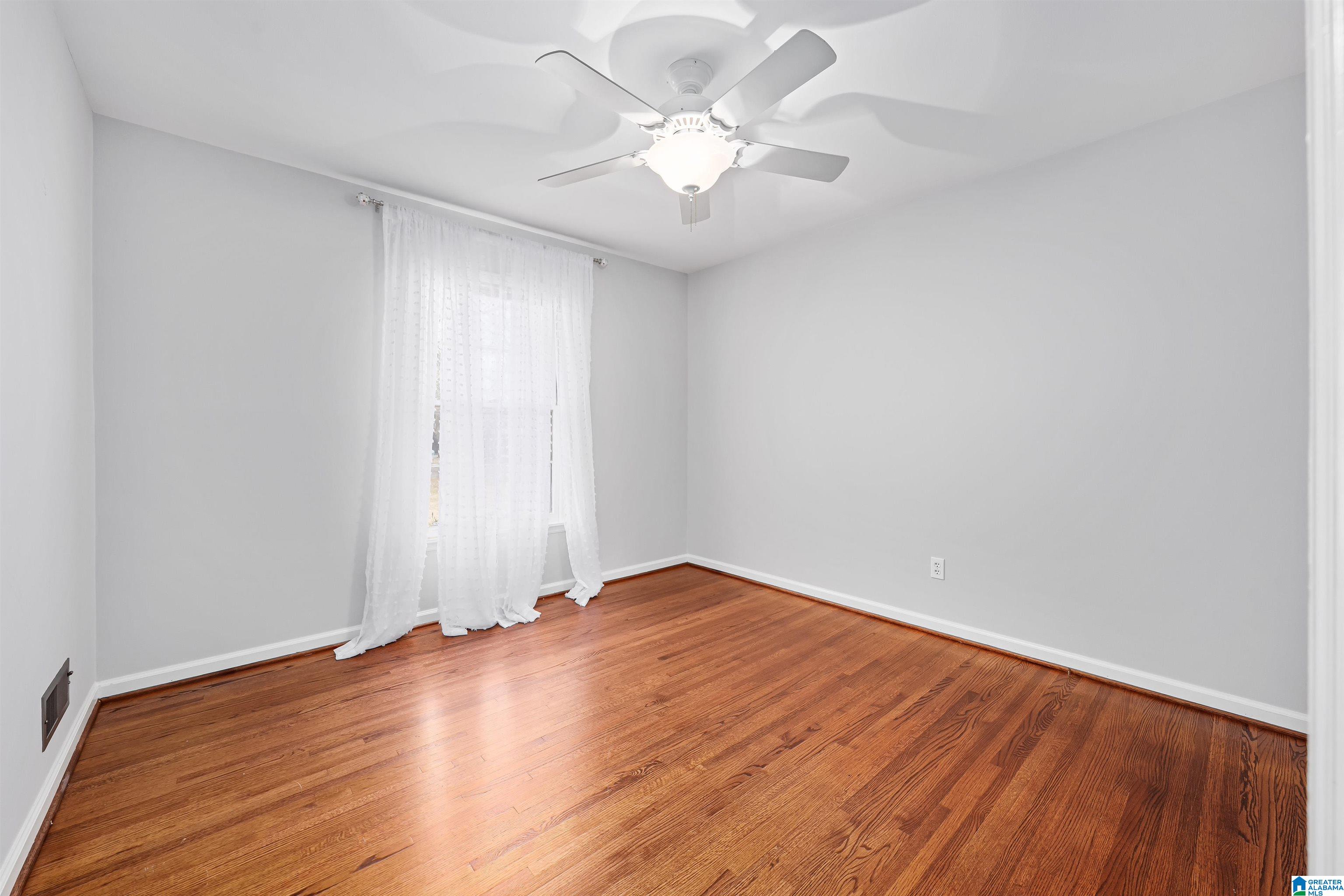 951 Shades Crest Road Birmingham, AL 35226 - Photo 19 of 28