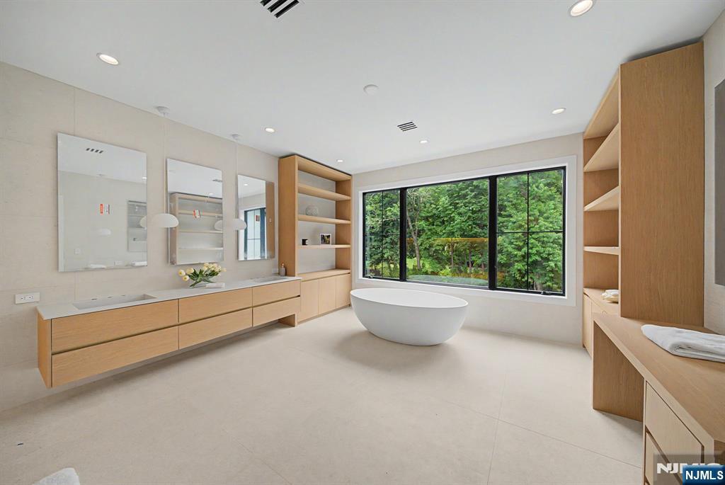 592 Piermont Road Demarest, NJ 07627 - Photo 28 of 50
