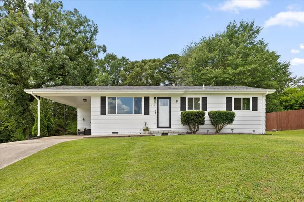 $274,900 | 6557 Esquire Lane, Hixson, TN 37343