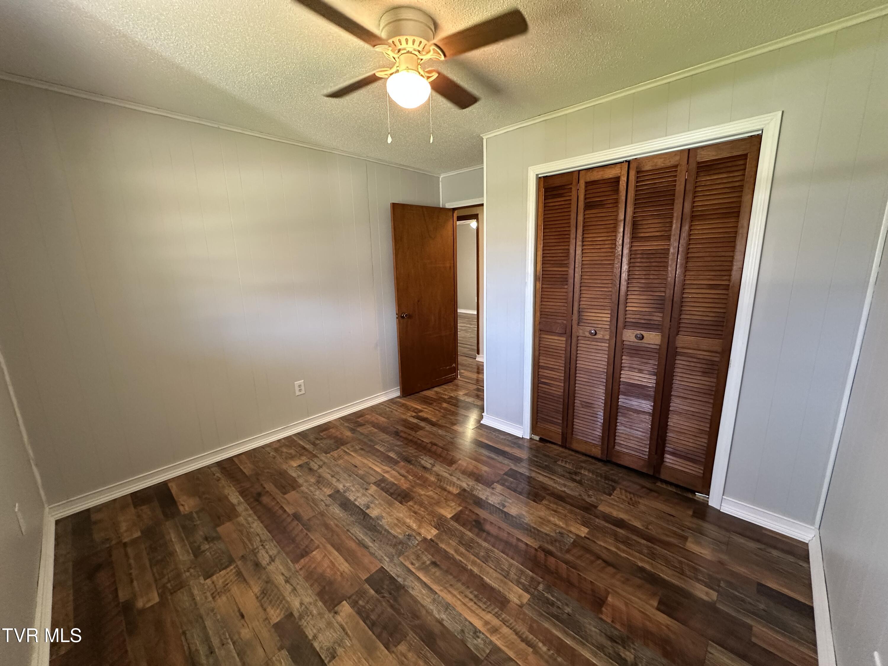 106 Buffalo Court Erwin, TN 37650 - Photo 15 of 20 Bedroom 1