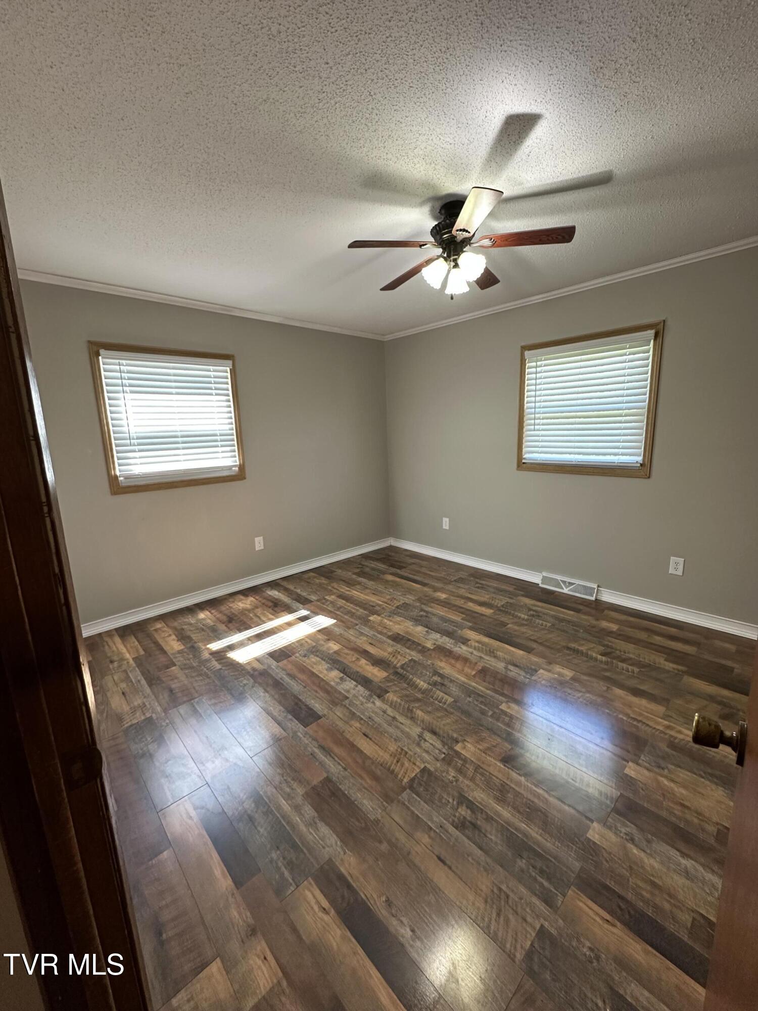 106 Buffalo Court Erwin, TN 37650 - Photo 18 of 20 Main Bedroom
