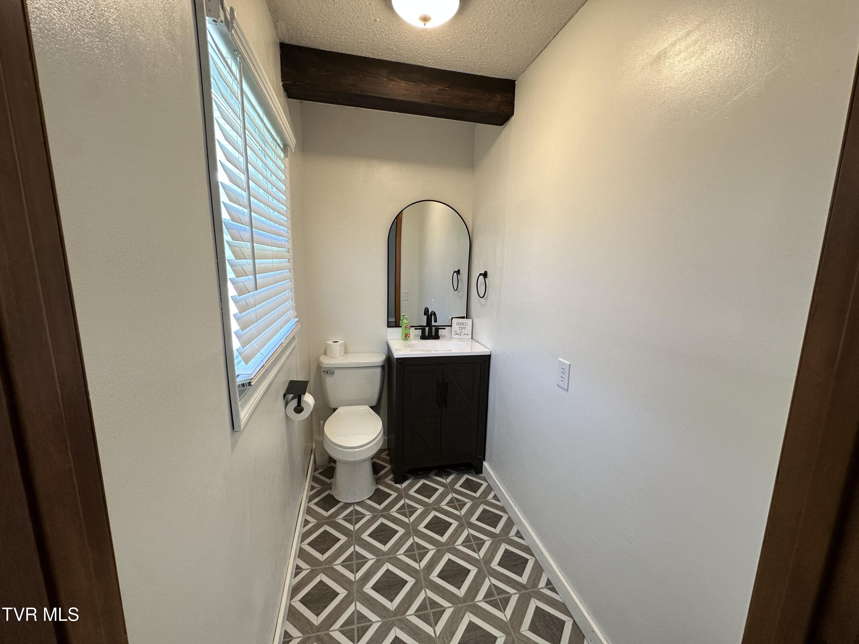 106 Buffalo Court Erwin, TN 37650 - Photo 20 of 20 Half Bath