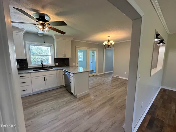 $279,900 | 106 Buffalo Court, Erwin, TN 37650