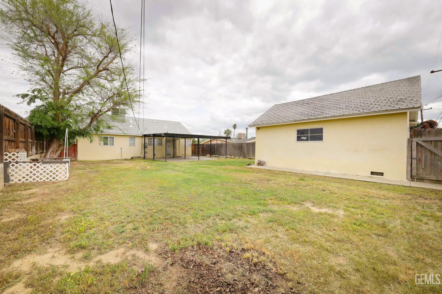 Undisclosed Address Bakersfield, CA 93305 - Photo 22 of 23