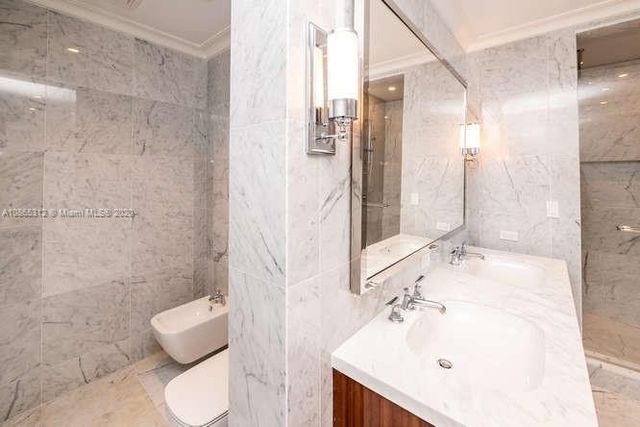 a picture of city view