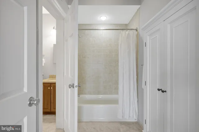 $999,000 | 927 12th Street Northeast, Washington, DC 20002