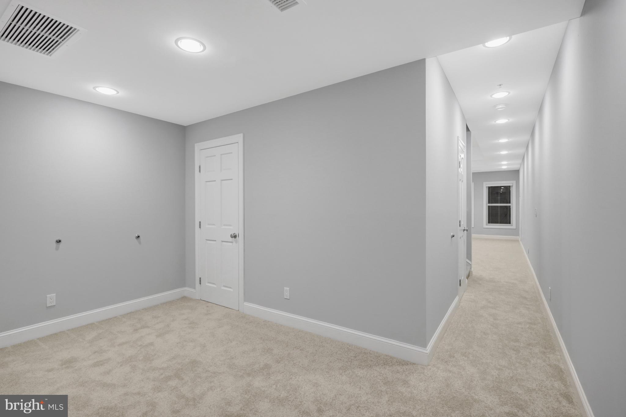 927 12th Street Northeast Washington, DC 20002 - Photo 21 of 24 Bonus room - all new carpeting