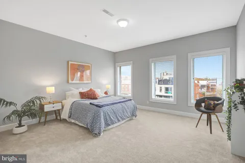 $999,000 | 927 12th Street Northeast, Washington, DC 20002