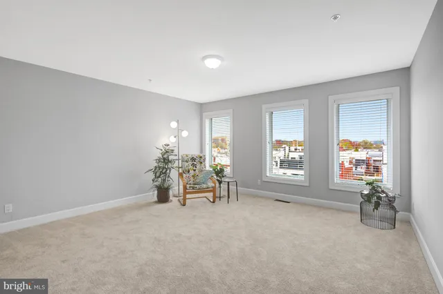 $999,000 | 927 12th Street Northeast, Washington, DC 20002