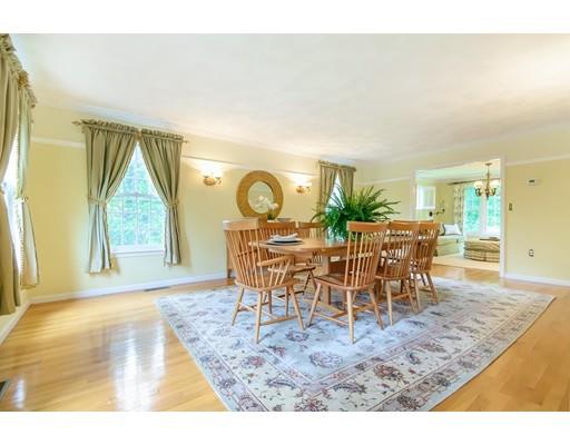 8 Molly Road Andover, MA 01810 - Photo 5 of 29 Gallery Image 5