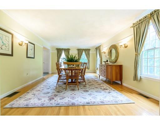 8 Molly Road Andover, MA 01810 - Photo 7 of 29 Gallery Image 7