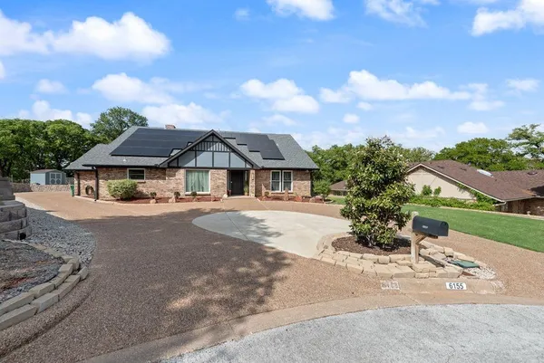 $489,000 | 6155 Highwoods Court, Fort Worth, TX 76112